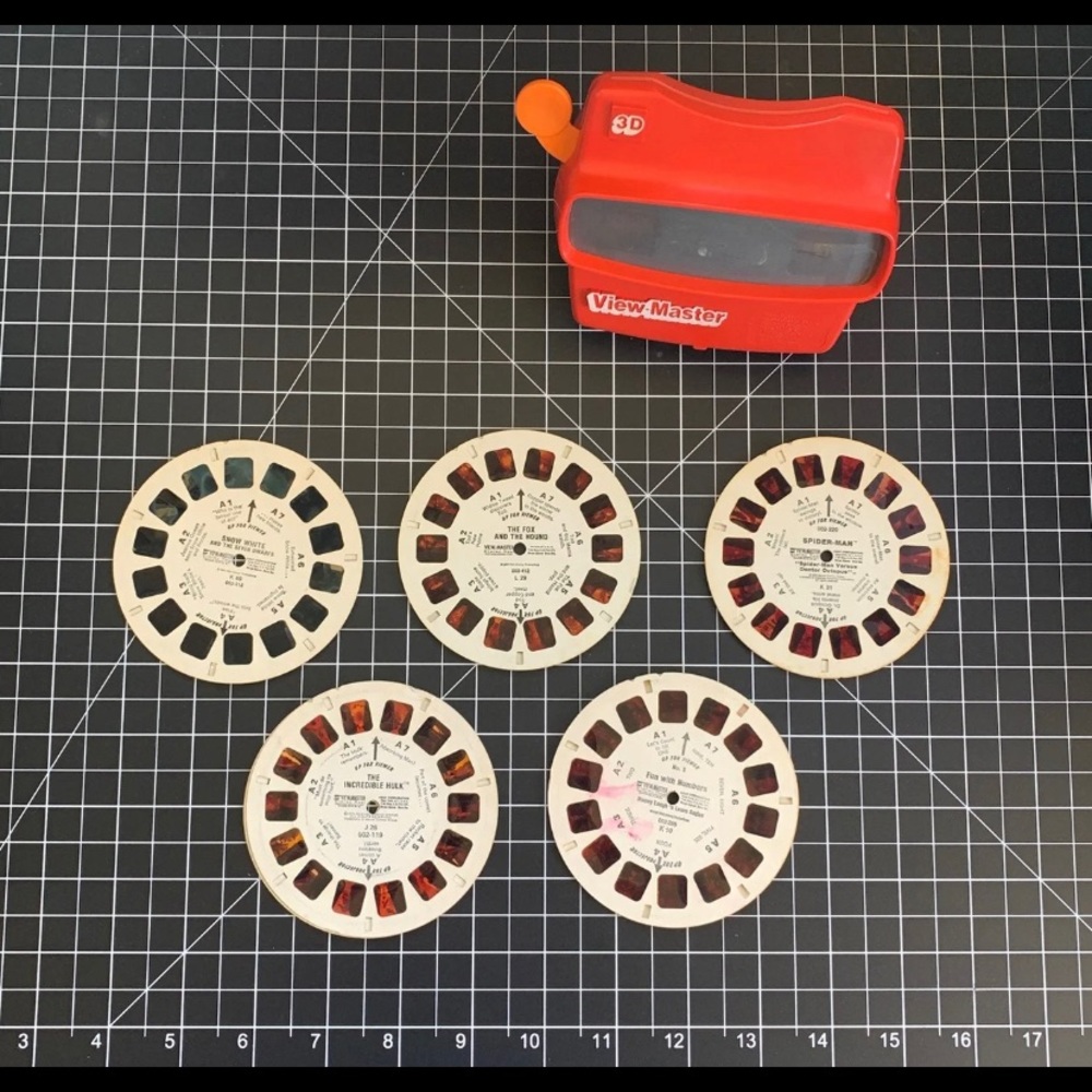 View Master Set - Picture 7 of 12